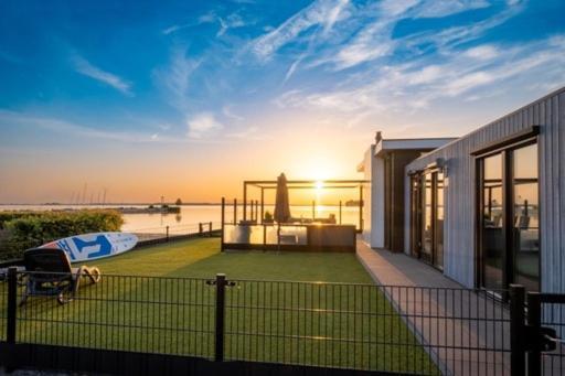 Luxus Cube Meerblick Veluwemeer Am Strand In Erster Reihe Хульсхорст Экстерьер фото