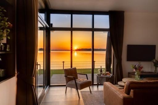 Luxus Cube Meerblick Veluwemeer Am Strand In Erster Reihe Хульсхорст Экстерьер фото